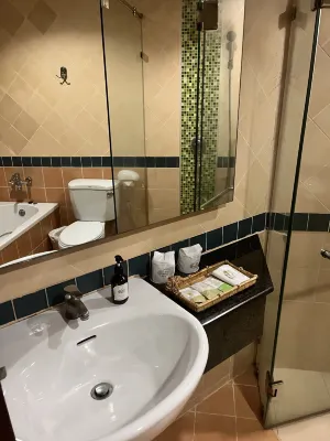 Baan Karonburi Resort Rooms Photos