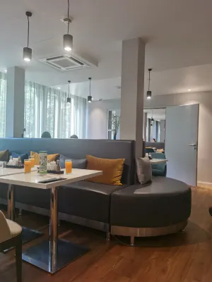Mercure Hotel Kaiserhof Frankfurt City Center Photos
