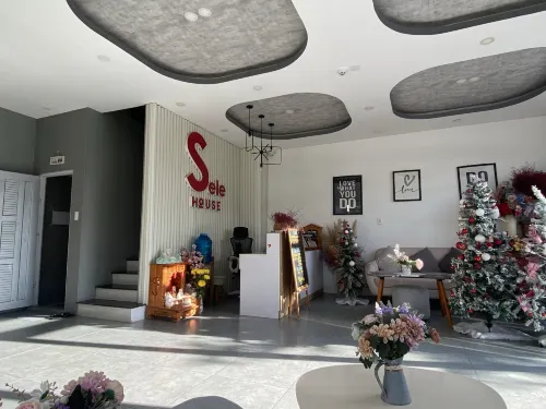Sele House Espaces publics Photos