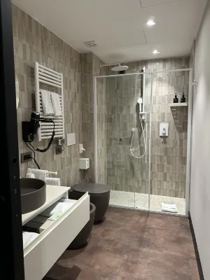 Gasometer Urban Suites Rooms Photos