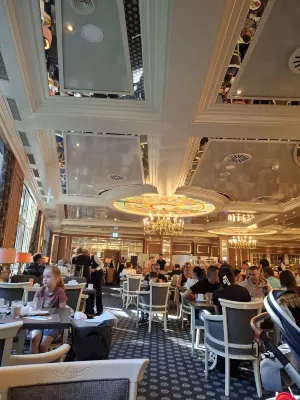 Maritim Hotel Stuttgart Restauration Photos