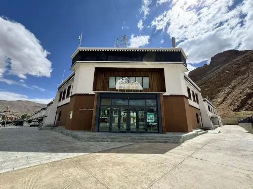 平措康桑珠峰大本營富氧飯店 外觀 Photos