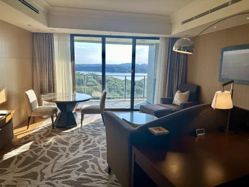 Shima Kanko Hotel the Bay Suites Zimmer Photos