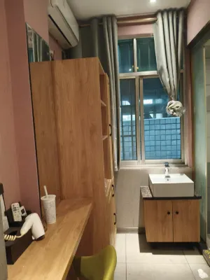 維漓納智能影音酒店（桂林高鐵北站店） 房間 Photos