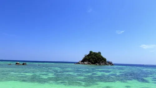 Ten Moons Lipe Resort À proximité de l'hôtel Photos