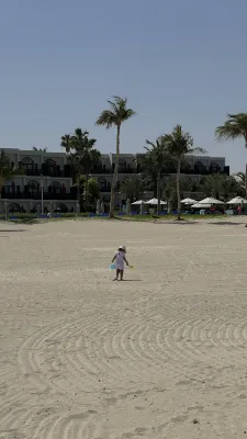 JA Palm Tree Court, Dubai Рядом с отелем Photos
