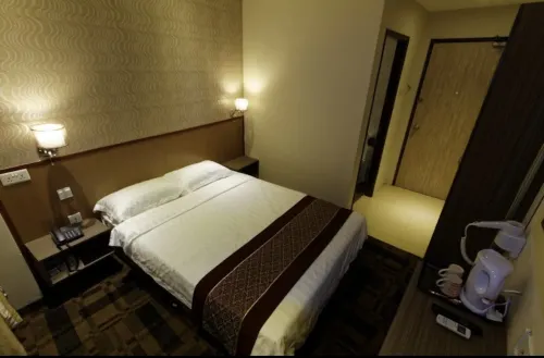 The Noble Hotel Rooms Photos
