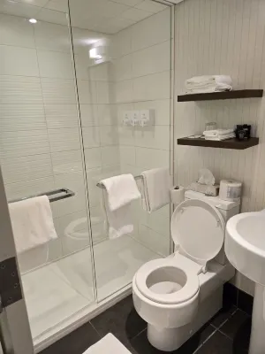 Banff Aspen Lodge Rooms Photos