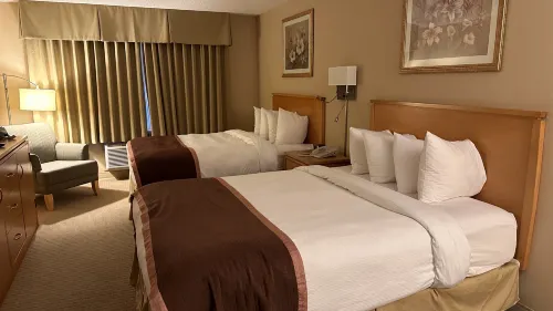 Ramada by Wyndham Nanaimo Camere Photos