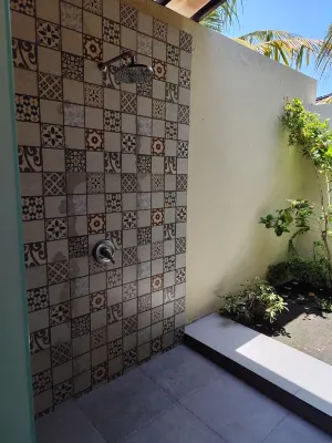 FRii Resort Gili Trawangan Kamar Photos