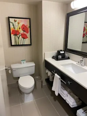 Holiday Inn Vancouver-Centre Broadway Camere Photos