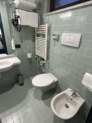 Hotel Milani Rooms Photos