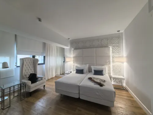Hotel Tres Reyes Pamplona Chambres Photos