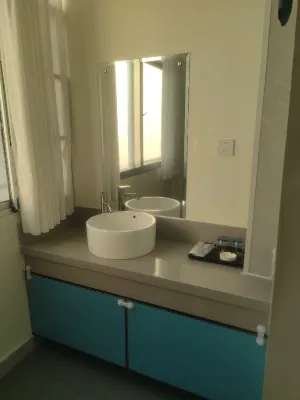 Leshu  Hotel (Pingshan High-speed Railway Station) Kamar Photos