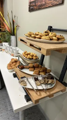 Ibis Styles Luzern City Restauration Photos