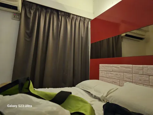 Time Hotel Kamar Photos