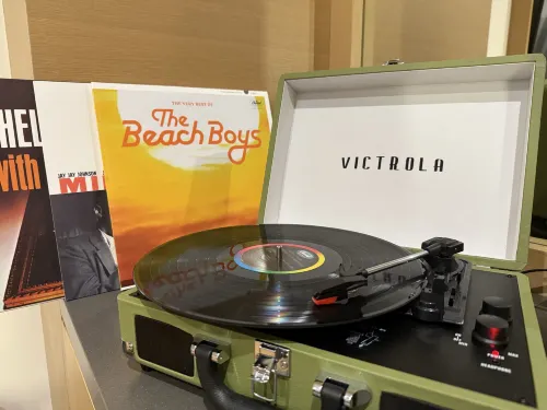 Malibu Beach Inn Photos