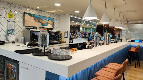 Hampton by Hilton London Gatwick Airport Photos