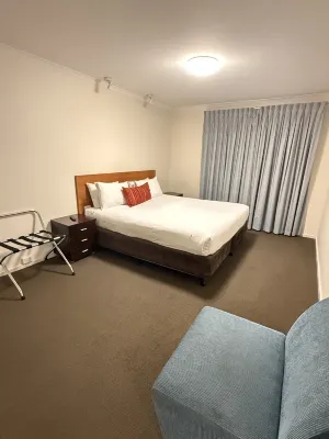 Ramada Encore By Wyndham Belconnen Canberra Rooms Photos