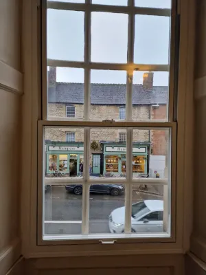 Marlborough Arms Photos