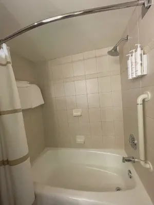 Niagara Falls Marriott Fallsview Hotel & Spa Rooms Photos