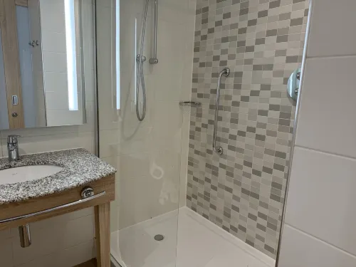 Hampton by Hilton Glasgow Central Phòng Photos