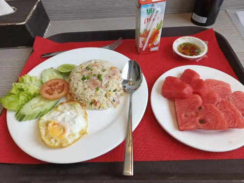The Green View Hotel Dining Photos