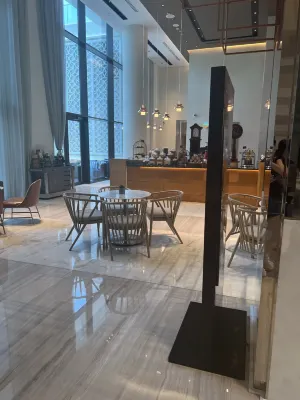 Hilton AbuDhabi Yas Island Restauration Photos