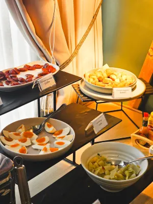The Rise Suites Hotel, Chiang Mai تناول الطعام Photos