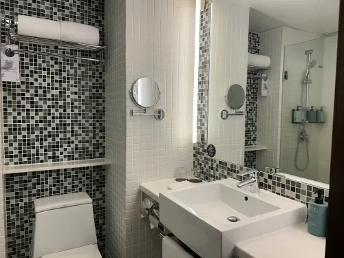 Novotel Century Hong Kong Kamar Photos