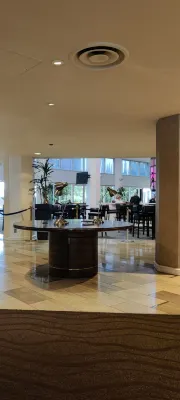 Sheraton Gateway Los Angeles Hotel Dining Photos
