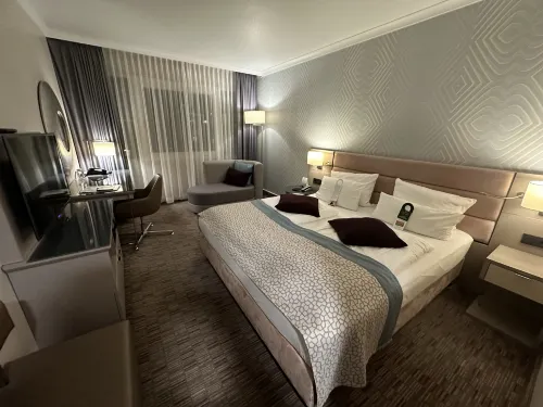 Crowne Plaza Berlin City Centre Zimmer Photos