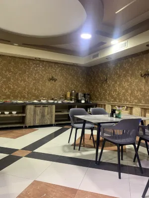 Yerevan Deluxe Hotel Photos