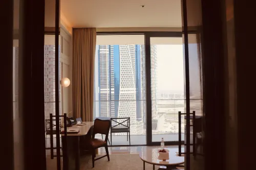 The Lana - Dorchester Collection Restauration Photos