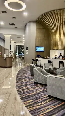 Mercure alam sutera Area Publik Photos