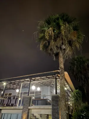 The Rizen Hotel Area Publik Photos