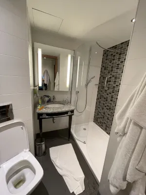 Hampton by Hilton Nuremberg City Centre Rooms Photos