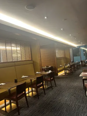 Sofitel London Heathrow Dining Photos