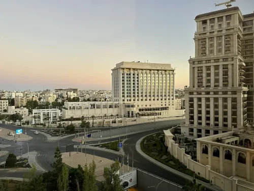 فندق فيرمونت عمّان بالقرب من الفندق Photos