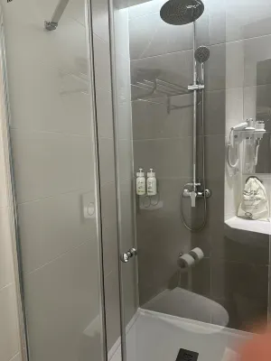 B&B HOTEL Madrid Carabanchel Номера Photos
