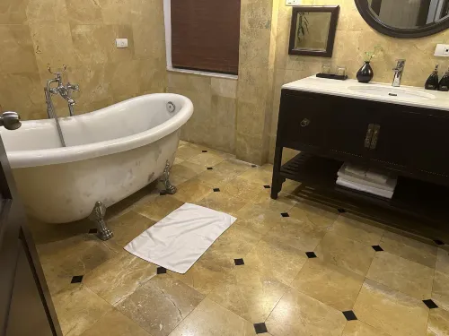 Hanoi Boutique Hotel & Spa Rooms Photos
