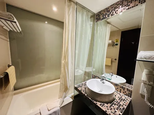 Grandview Hotel Rooms Photos