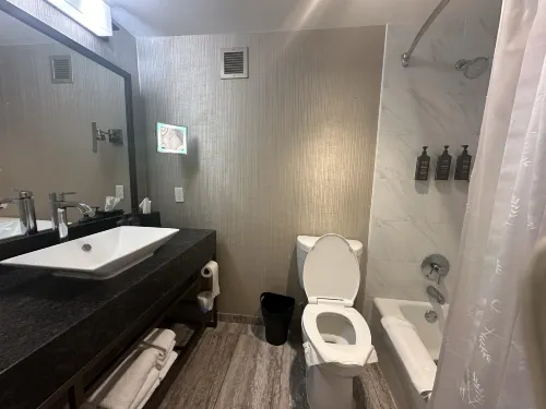 Sheraton Gateway Los Angeles Hotel Rooms Photos