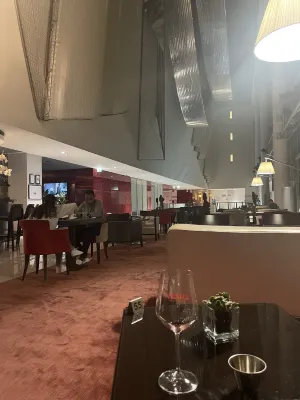 Hilton Geneva Hotel and Conference Centre Ristorazione Photos
