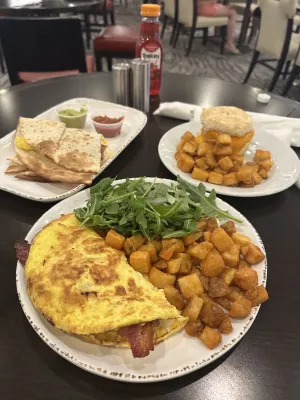 Courtyard Miami Downtown/Brickell Area Makanan Photos