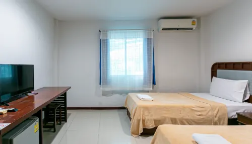 Deeden Pattaya Resort Rooms Photos