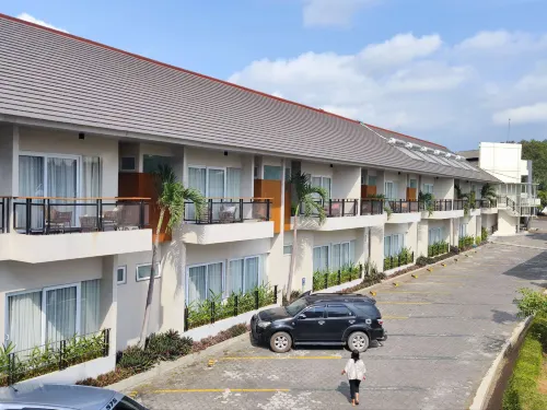 Front One Resort Magelang Area Publik Photos