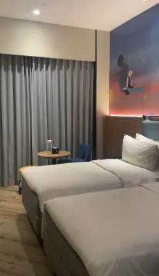 Ibis Styles Semarang Simpang Lima Kamar Photos