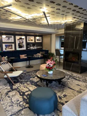 Hotel Belmont Vancouver MGallery Public Areas Photos
