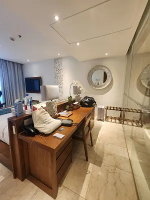 Candi Beach Resort & Spa Kamar Photos
